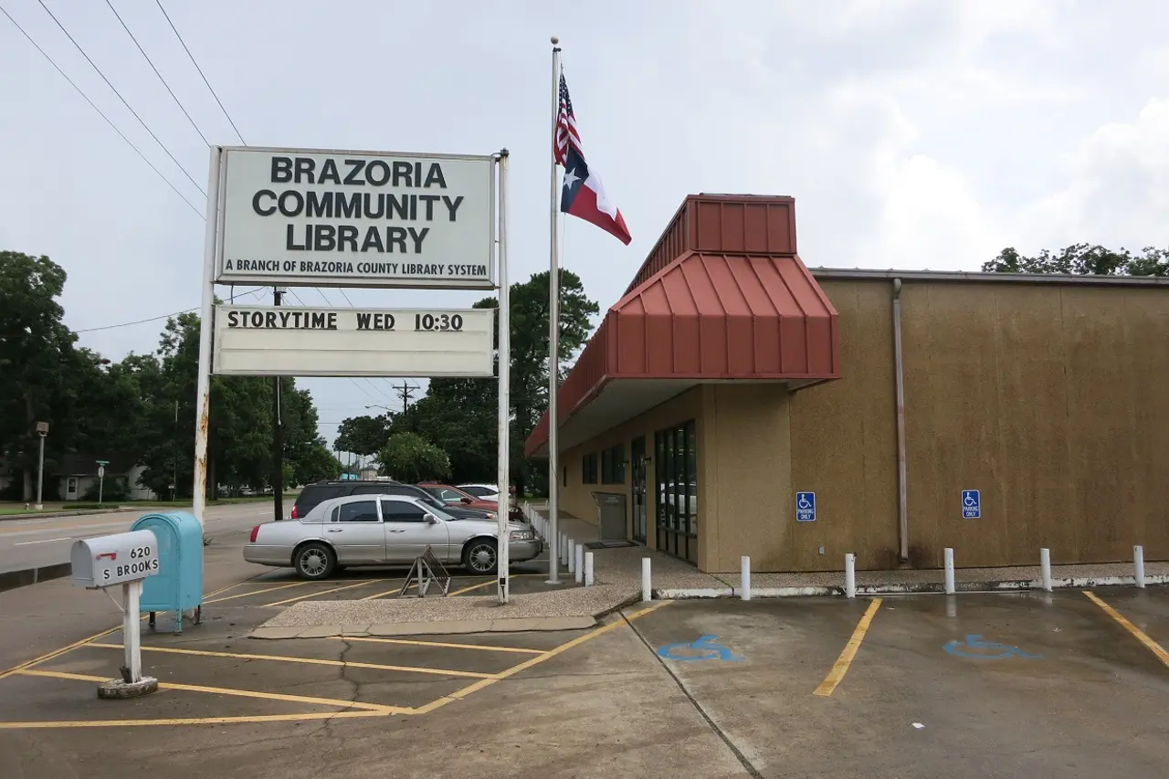 Garage door service in Brazoria County, Texas