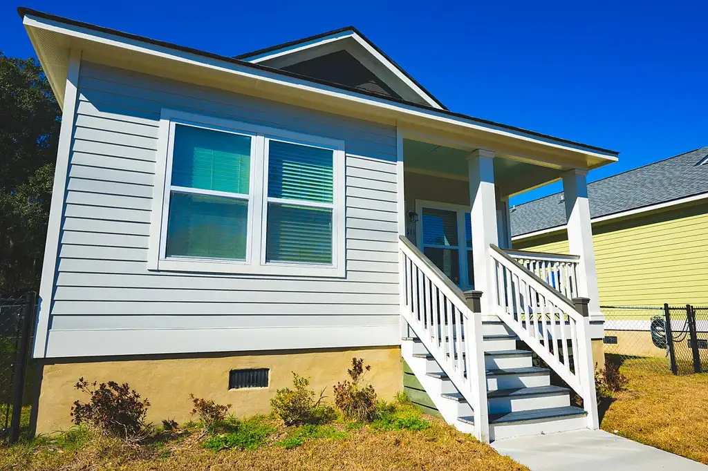 Garage door service in Chatham County, Georgia
