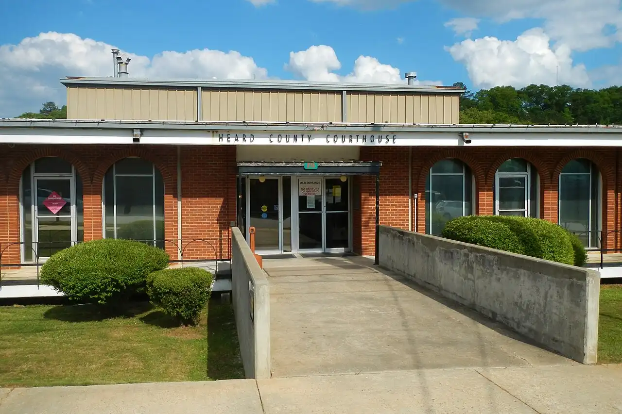 Garage door service in Heard County, Georgia