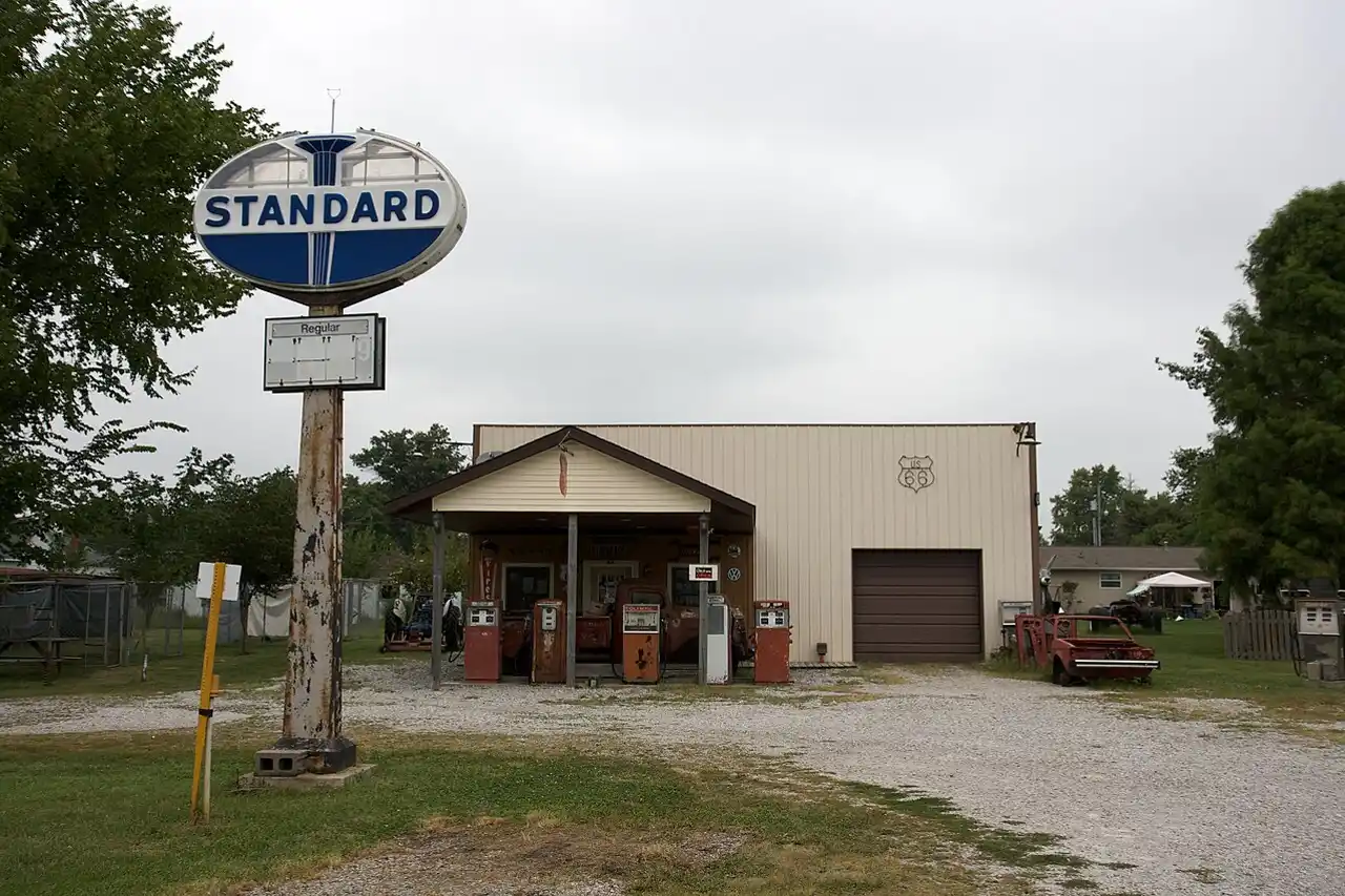 Garage door service in Macoupin County, Illinois