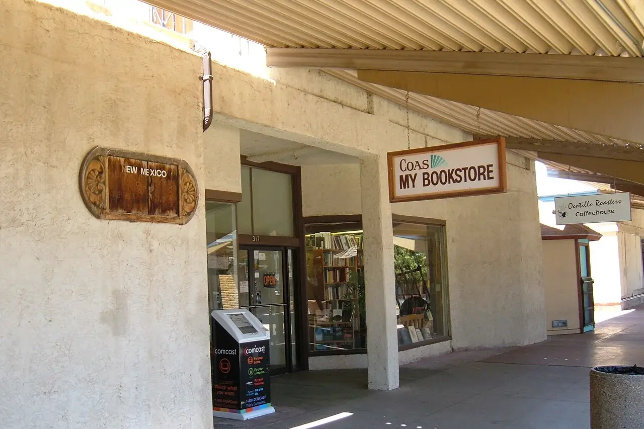 Garage door service in Las Cruces, New Mexico