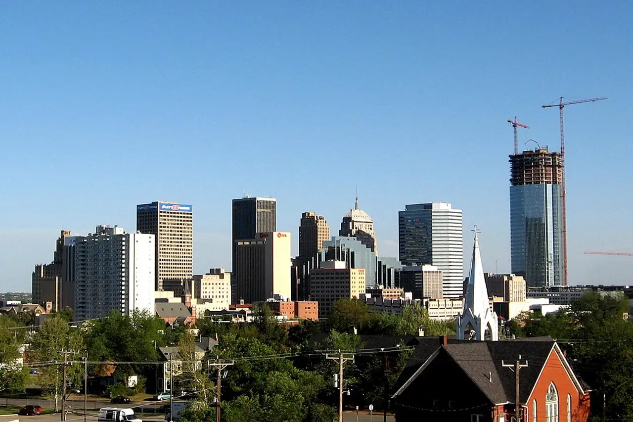 Garage door service in Oklahoma City, Oklahoma