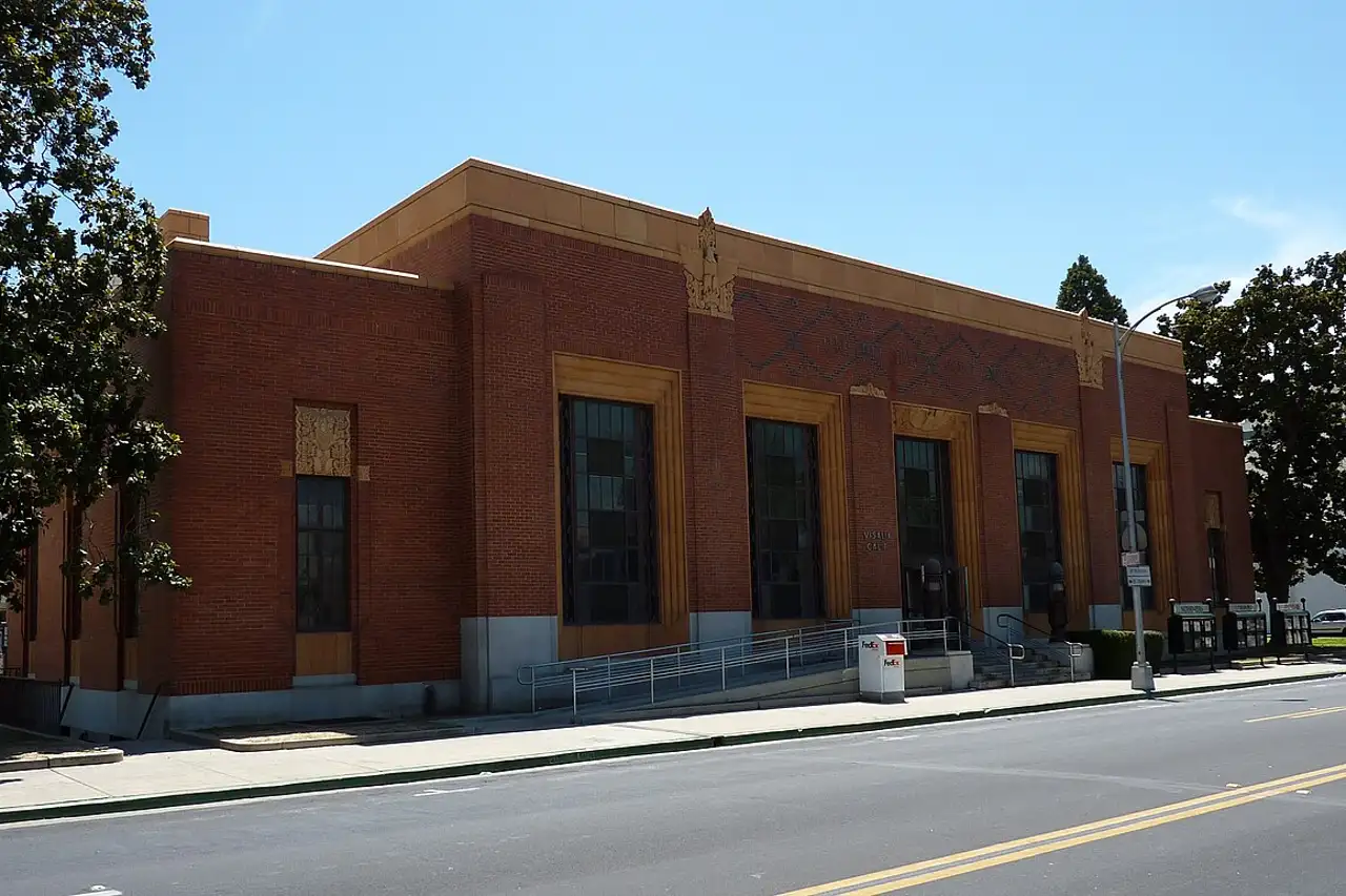 Garage door service in Visalia, California
